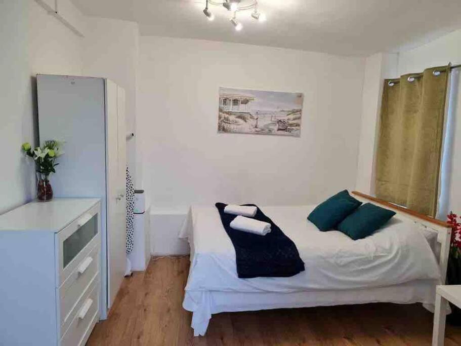 شقة Nice Flat Near Central لندن المظهر الخارجي الصورة