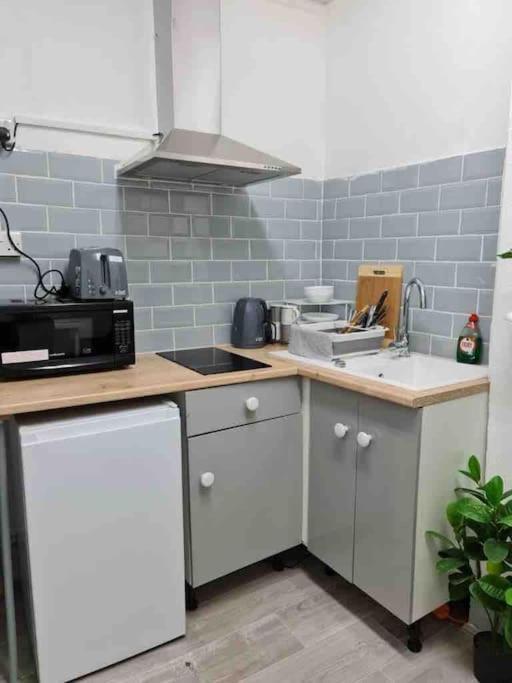 شقة Nice Flat Near Central لندن المظهر الخارجي الصورة